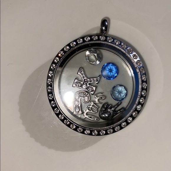 ORIGAMI OWL LOCKET and charms in like new shape!